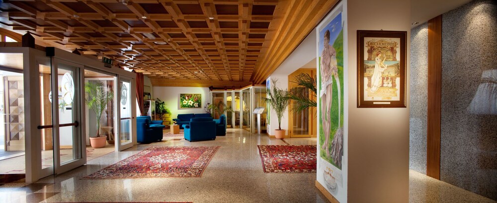 Grand Hotel Rabbi — Monclassico — photo 4