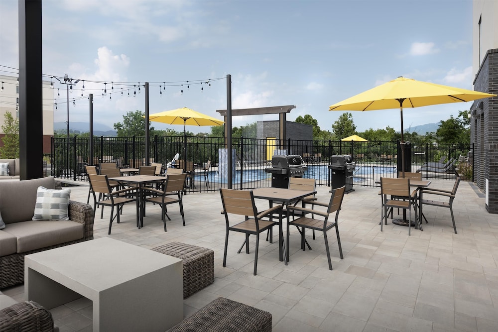 Home2 Suites by Hilton Sevierville - photo 31