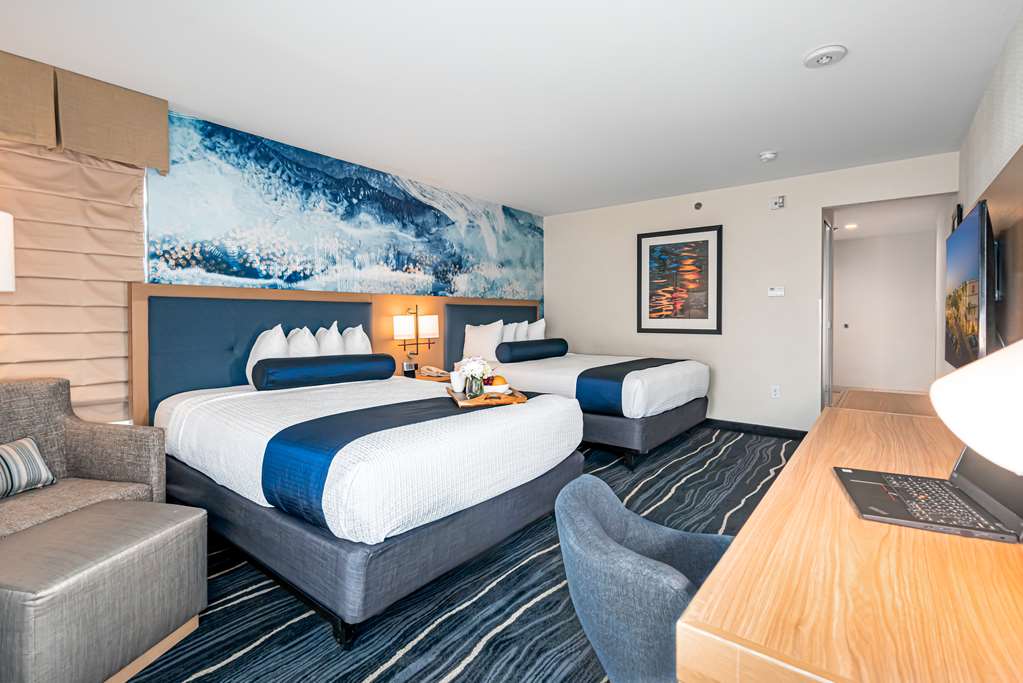 Best Western Plus Marina Gateway Hotel - photo 15