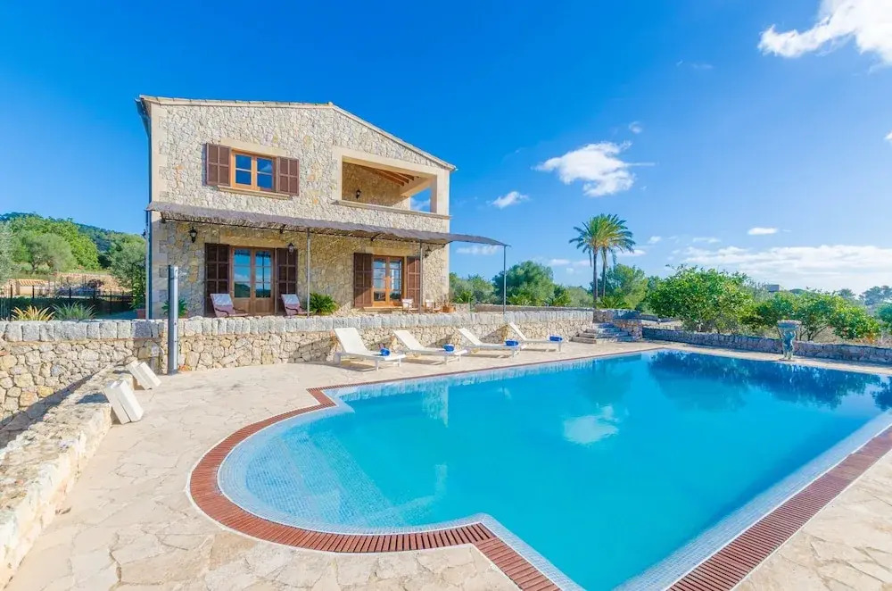 Ca Na Ramona — 4-Star Luxury Hotel in Sant Llorenc Des Cardassar, Spain