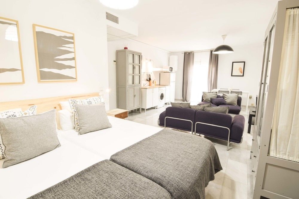 Letmalaga Lord Beach - carbon neutral hotel in Malaga