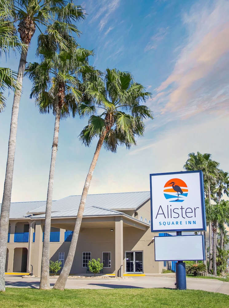 Alister Square Inn - photo 46