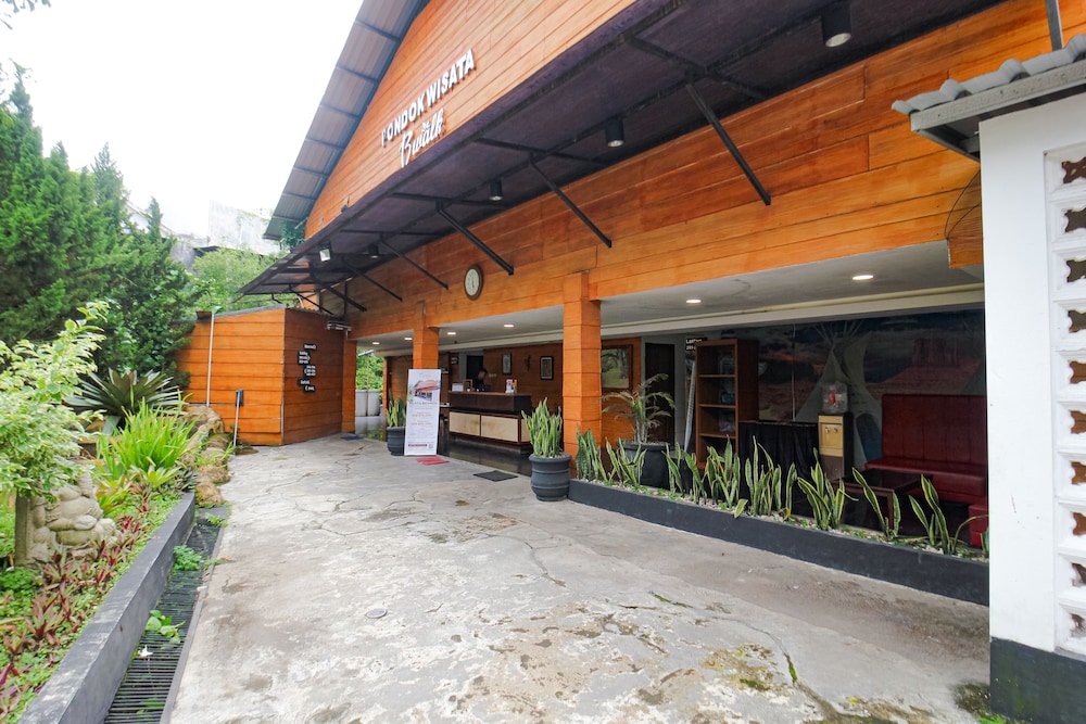 Hotel Bwalk Premiere in Malang, Indonesia