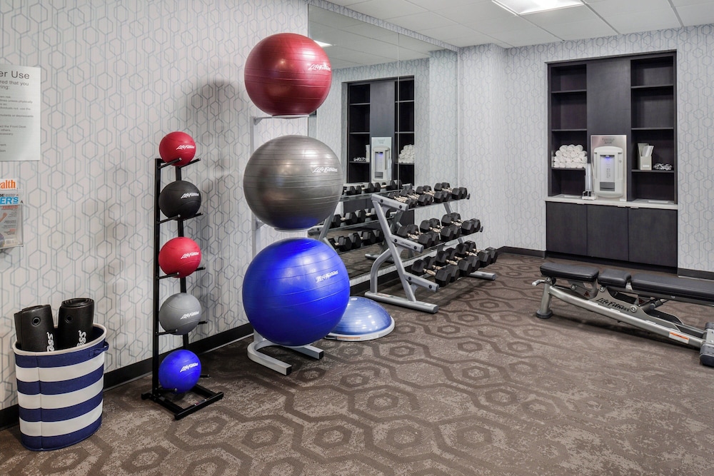 Fairfield Inn & Suites by Marriott Raleigh Cary - photo 28