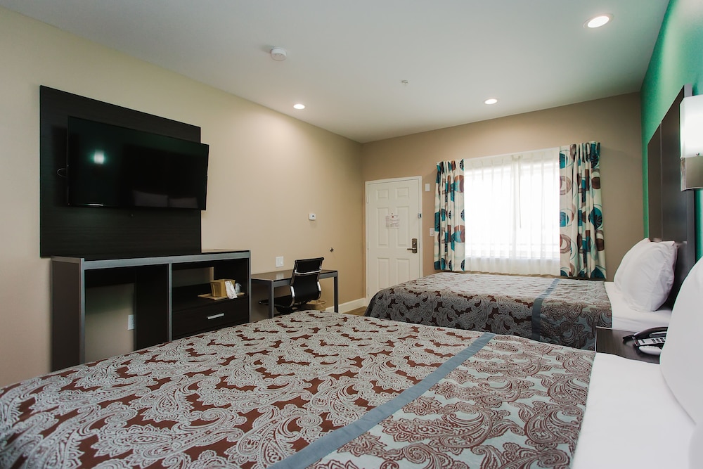 Palace Inn and Suites Willowbrook Mall - photo 4