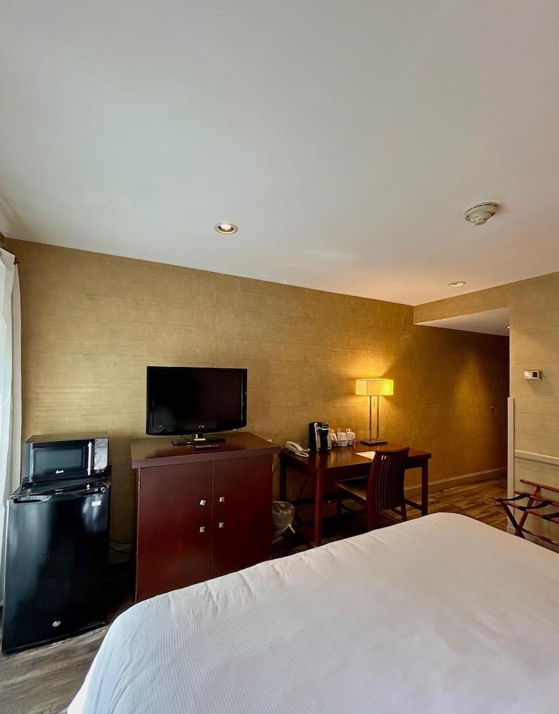 The Woodlands Inn an Ascend Collection hotel - photo 56