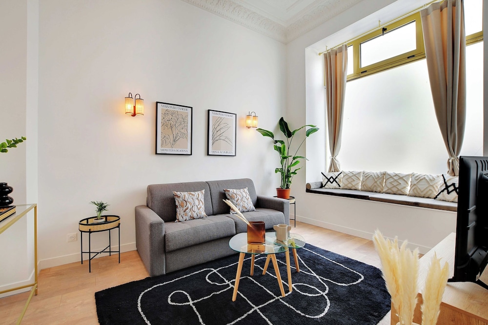 Nice Flat With AC 1bdr 4p Parc des Expositions — 4-Star Luxury Hotel in Paris, France