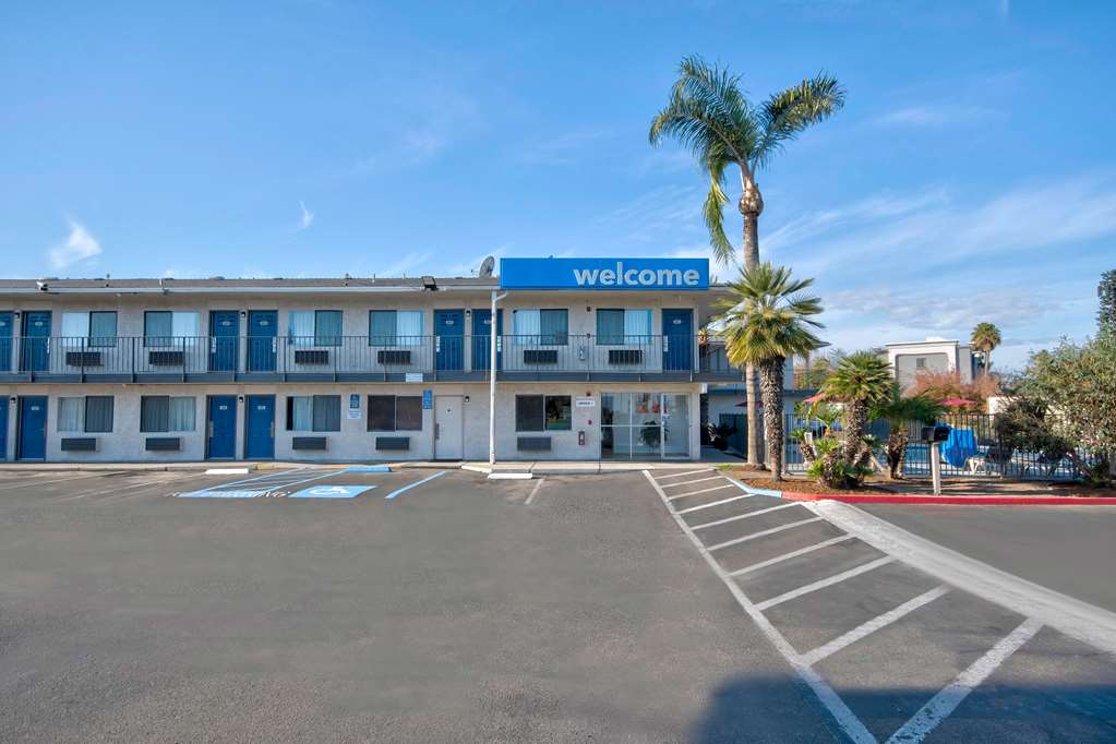 Motel 6 Tulare CA - photo 3