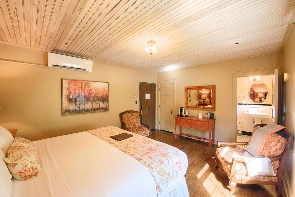 Historic Tapoco Lodge Resort - photo 27