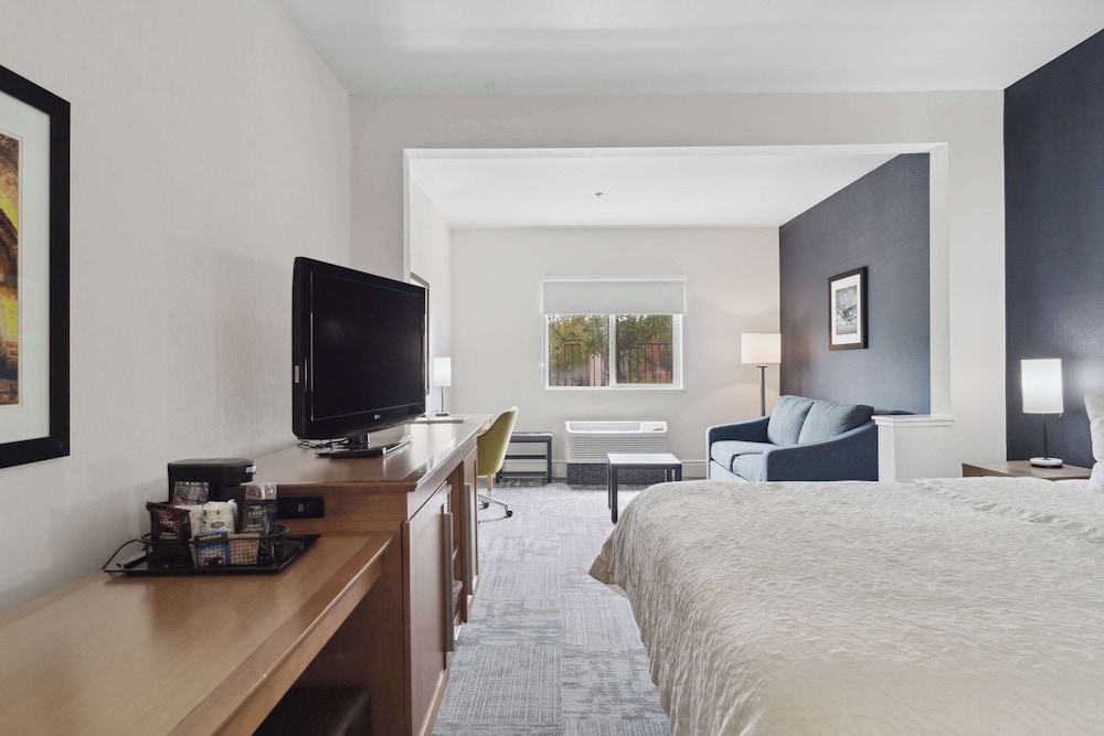 Sonesta Essential Vacaville Napa Valley - photo 51