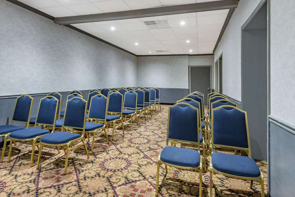 Ramada by Wyndham West Atlantic City - photo 44