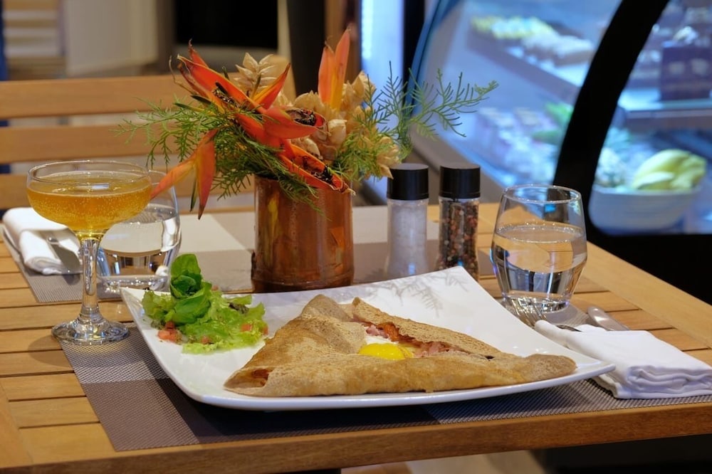 Blue Velvet in Unknown City, Madagascar