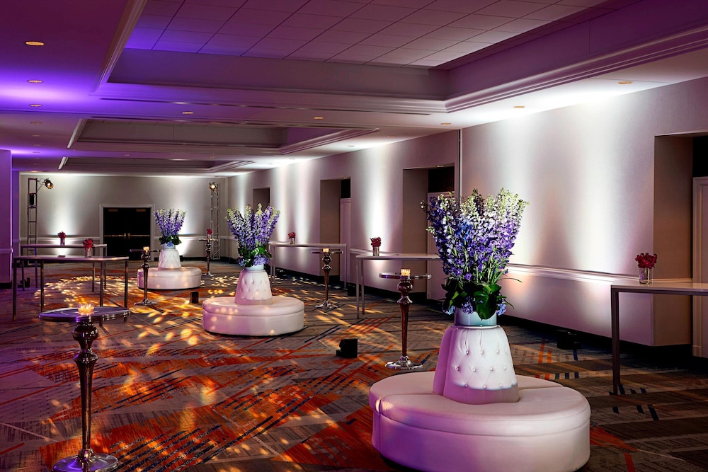 New York Marriott at the Brooklyn Bridge - photo 6