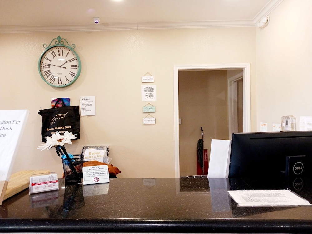 Yorktown Inn And Suites - photo 6