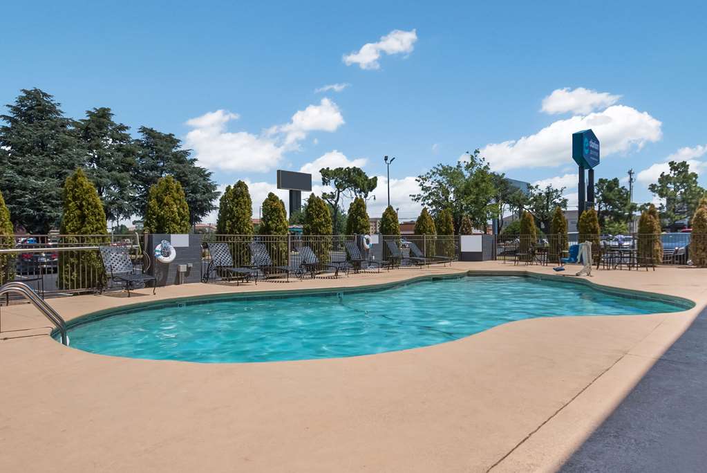 Clarion Pointe OKC Airport - photo 38