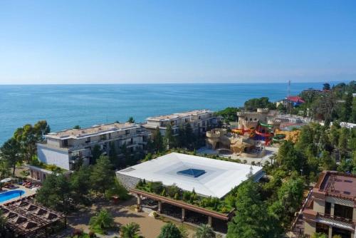 Sea View Apartment at Oasis