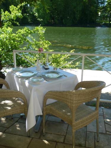 Hotel Le Rivage — hotel in Olivet