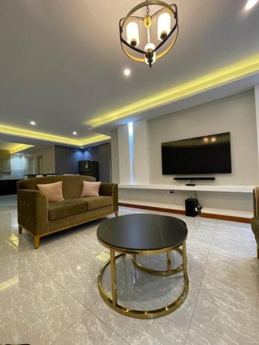 City View No 5 Mawanda Road. — 4-Star Luxury Hotel in Kampala, Republic of Uganda