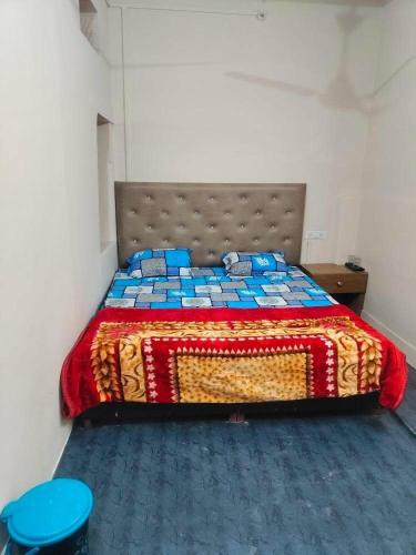 Somit Warm Welcomes — Varanasi — photo 3
