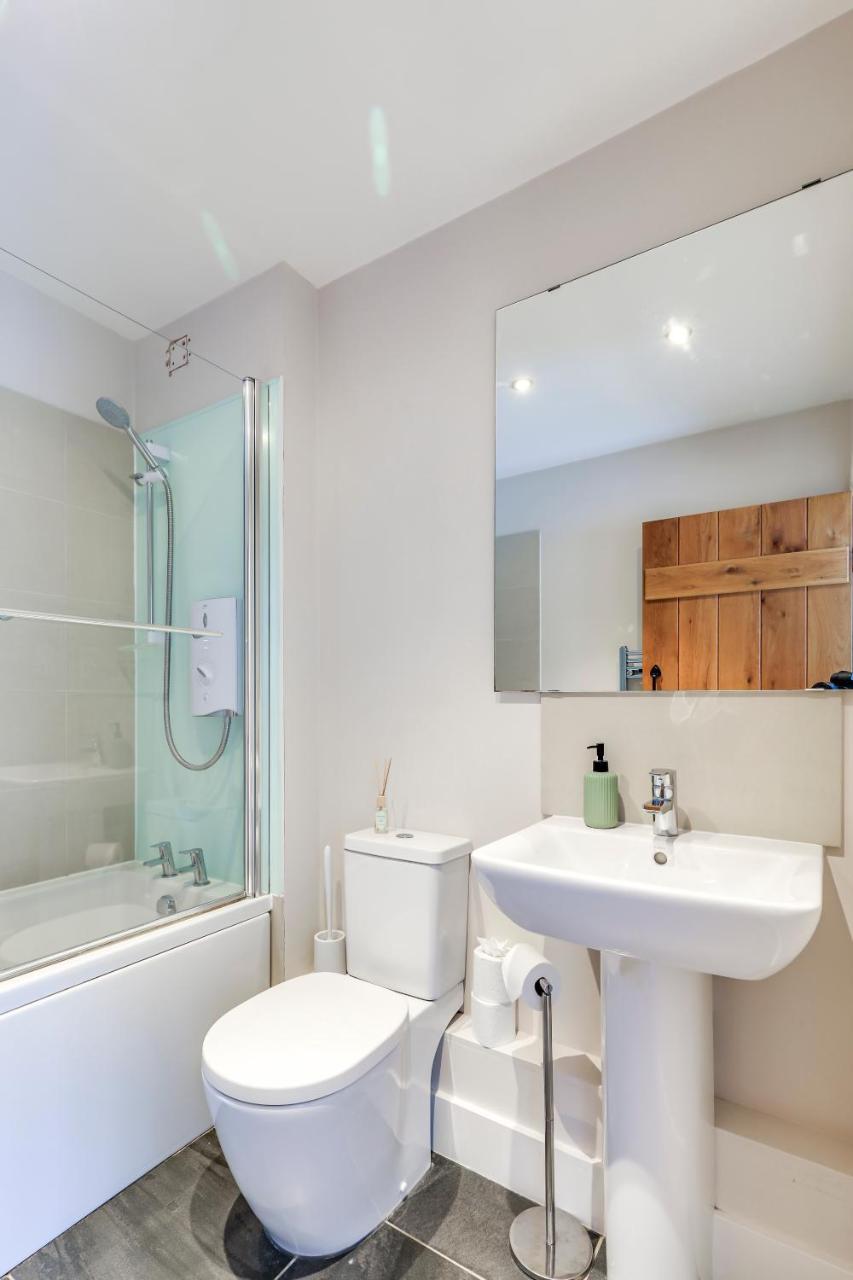 Harestreet Farm Barns The Dairy Parlour and Creamery — 4-Star Luxury Hotel in Buntingford, United Kingdom