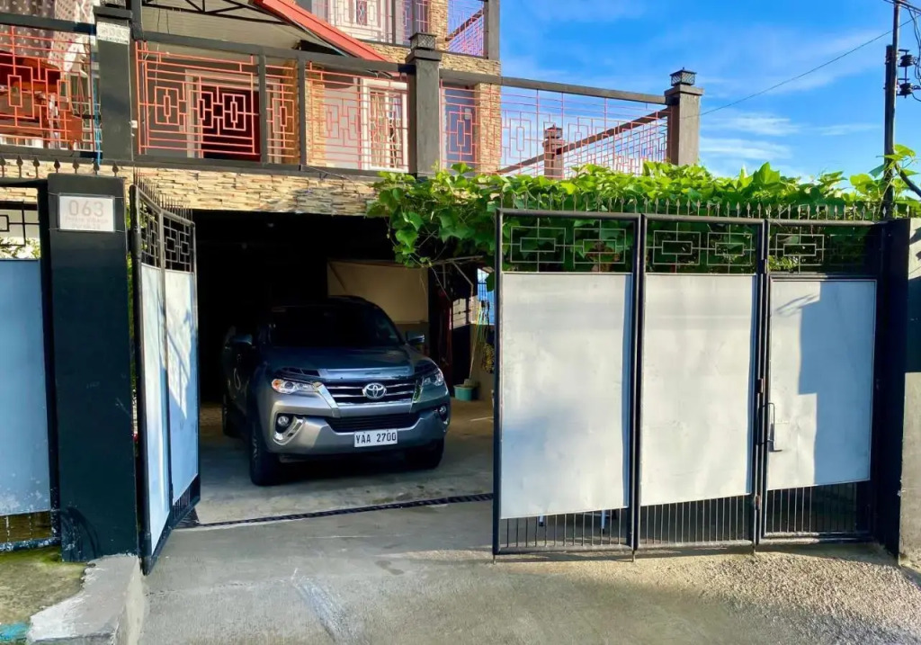 Vacation House in Baguio with Amazing Sunset Views — 4-Star Luxury Hotel in Baguio, Philippines