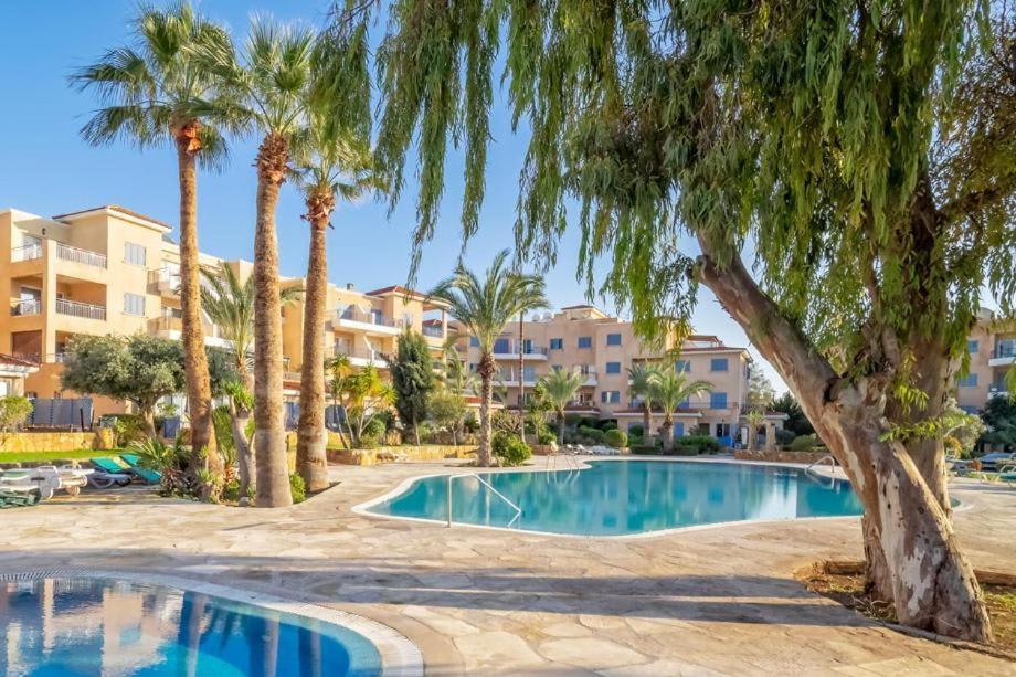 Kings Palace superb 2 bed ground floor apartment