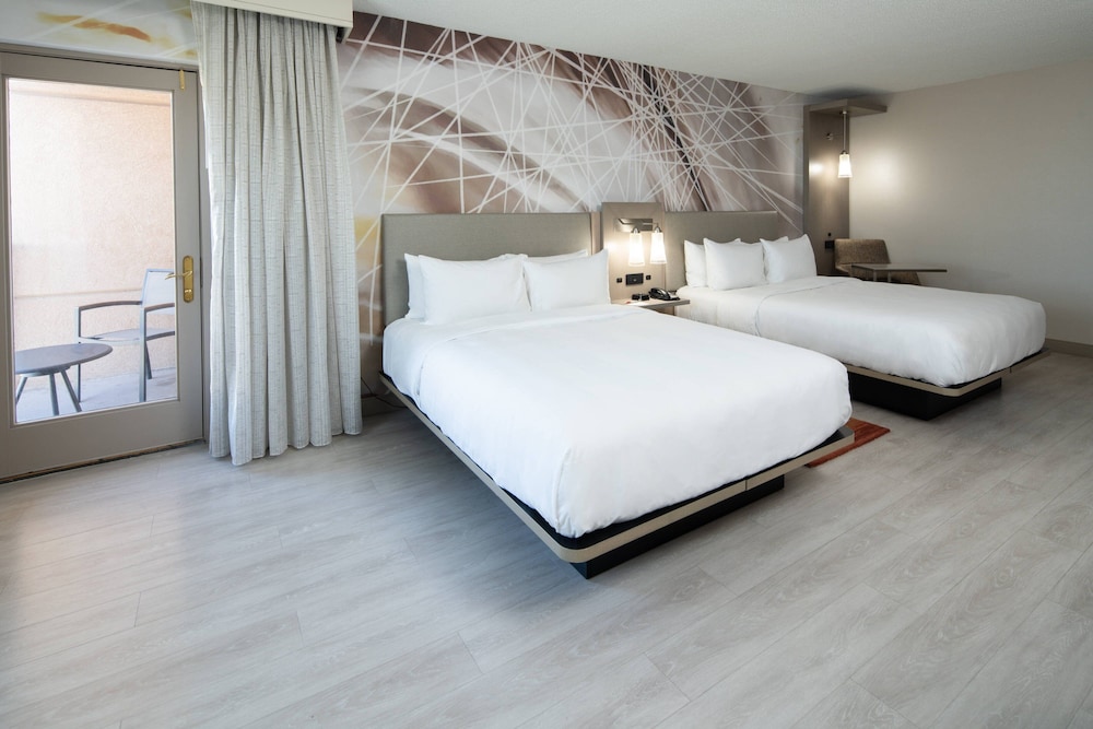 Tucson Marriott University Park - photo 5