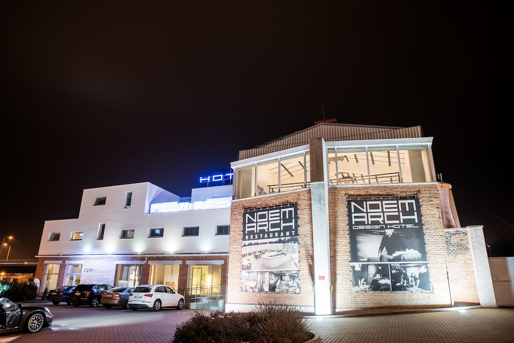 Restaurant & Design Hotel Noem Arch — 4-Star Luxury Hotel in Brno, Czech Republic