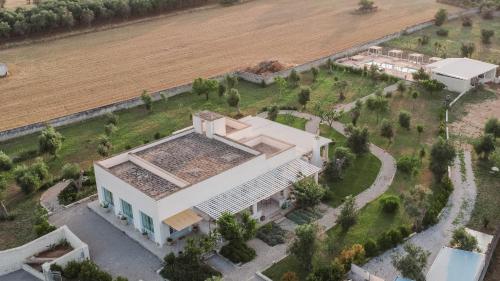 San Lorenzo Camere&Suites — 4-Star Luxury Hotel in Lizzanello, Italy