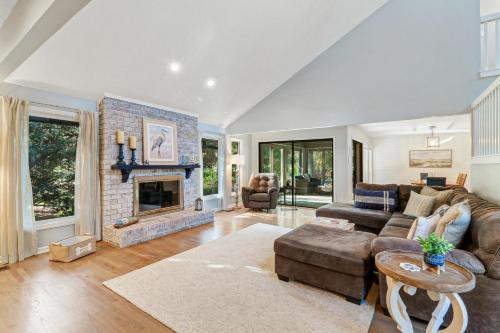 150 Otter Road in Hilton Head Island, United States