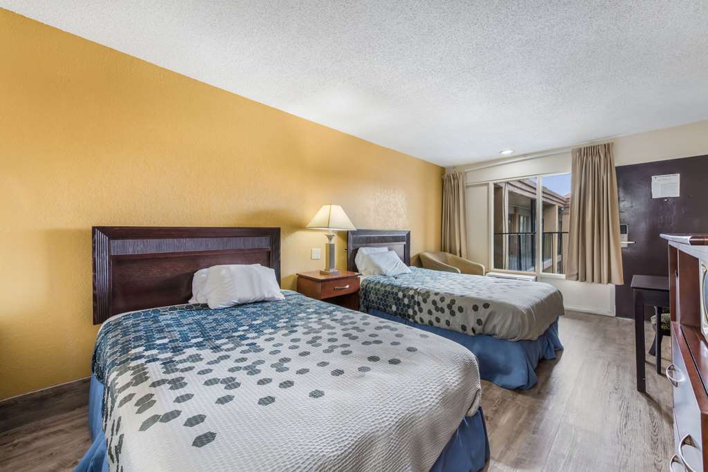 Econo Lodge Salisbury South - photo 35