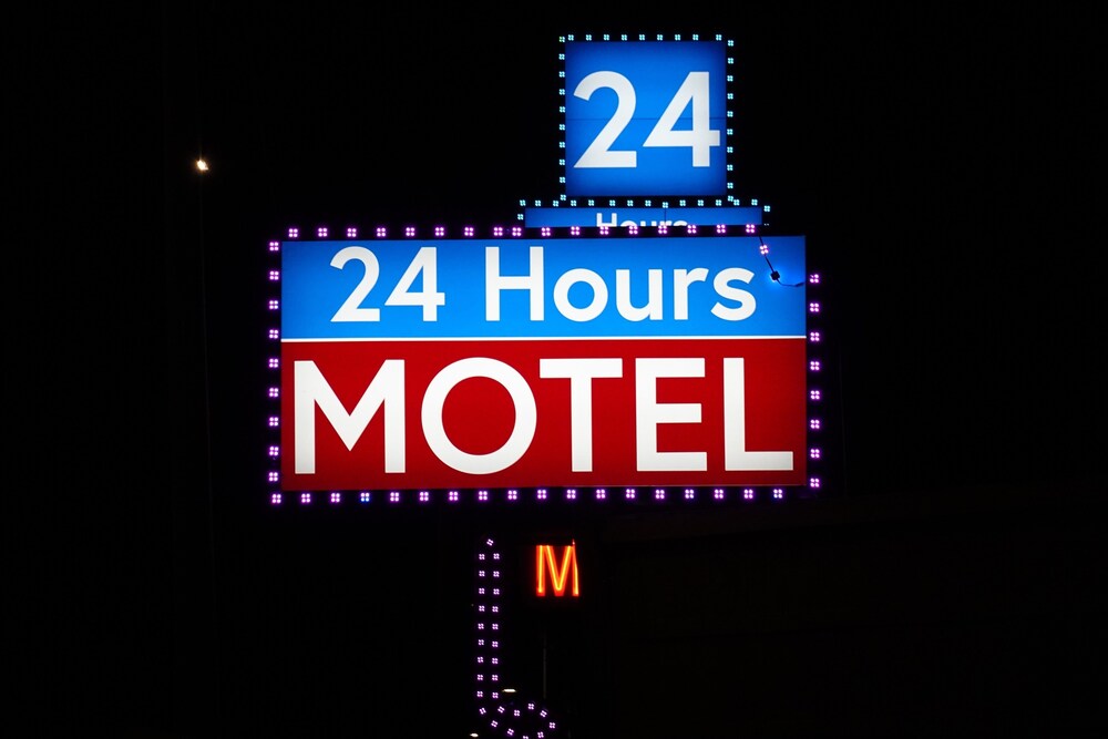 24 Hours Motel - photo 11