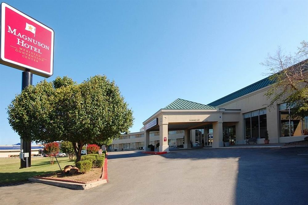 Clarion Airport in Oklahoma City, United States