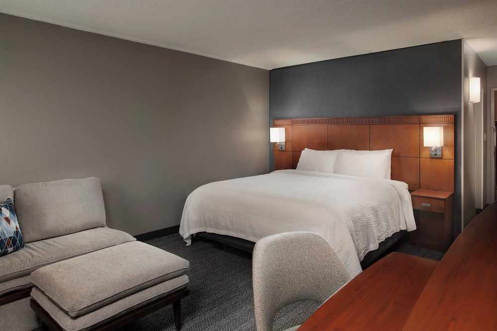 Courtyard by Marriott Winston Salem University - photo 3