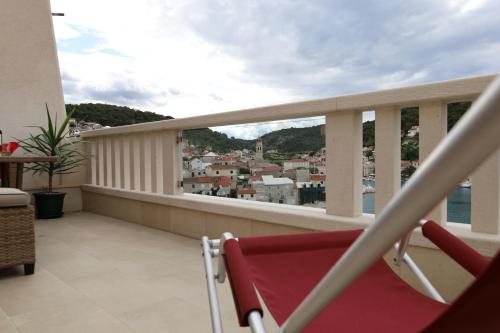 Apartment View — Pucisca — photo 2