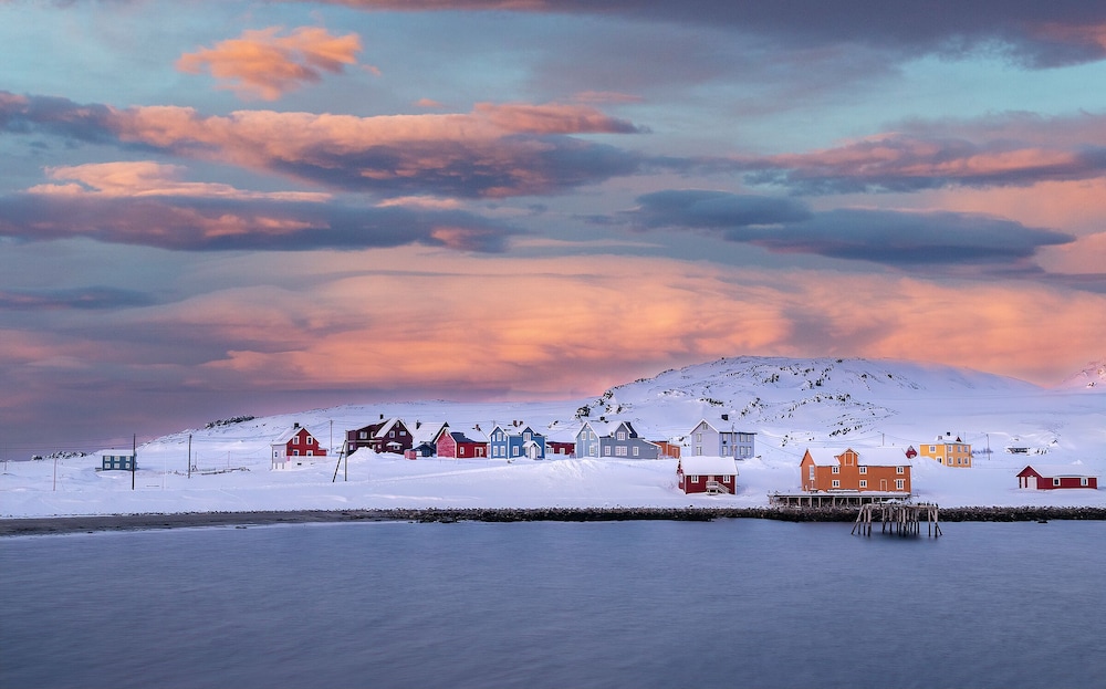 Kongsfjord Arctic Lodge — 4-Star Luxury Hotel in Berlevag, Norway