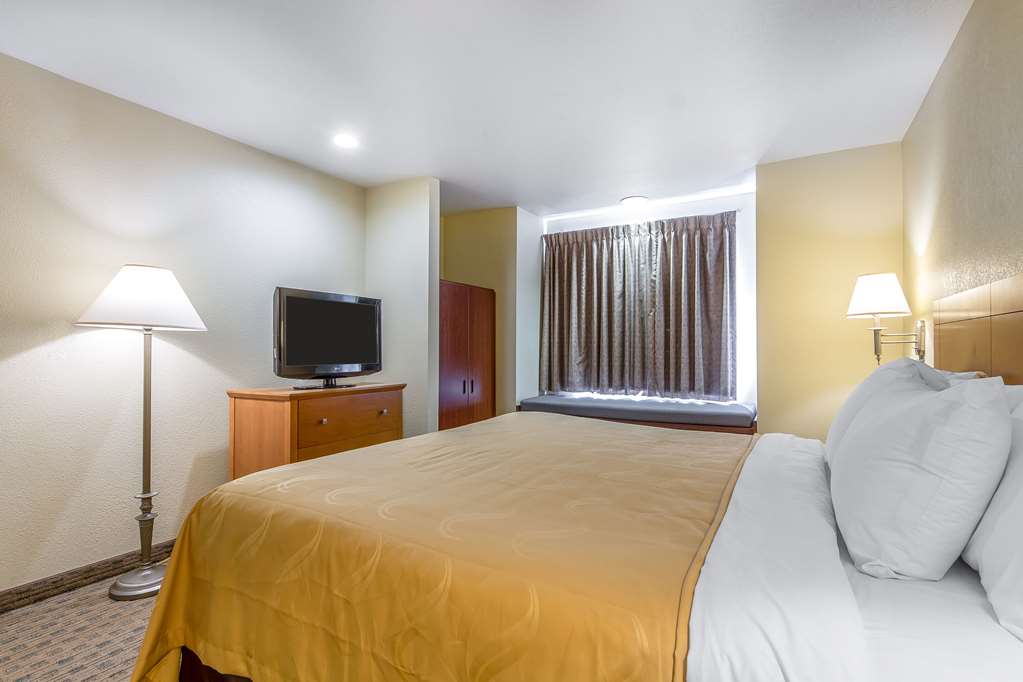 Quality Inn & Suites Santa Rosa South - photo 10