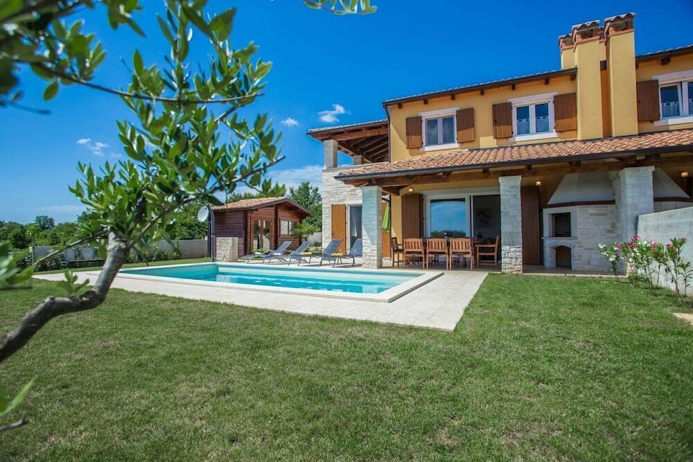 Villa Rosalija — 4-Star Luxury Hotel in Porec, Croatia