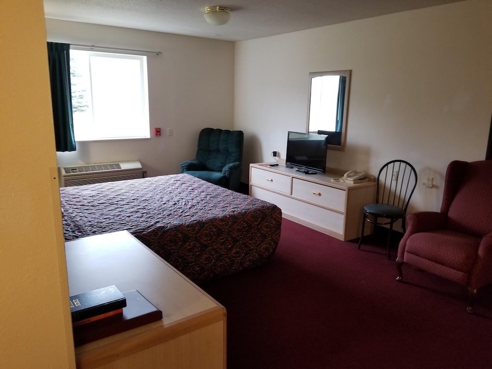Bilmar Inn & Suites Dell Rapids Near Sioux Falls - photo 71