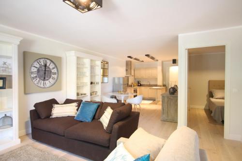 Calvi Centre Ville Vue Mer Au Calme in Calvi, France