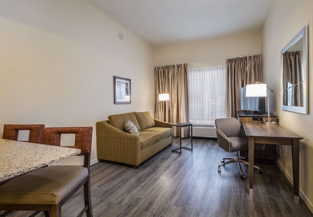Hampton Inn Waterville - photo 19
