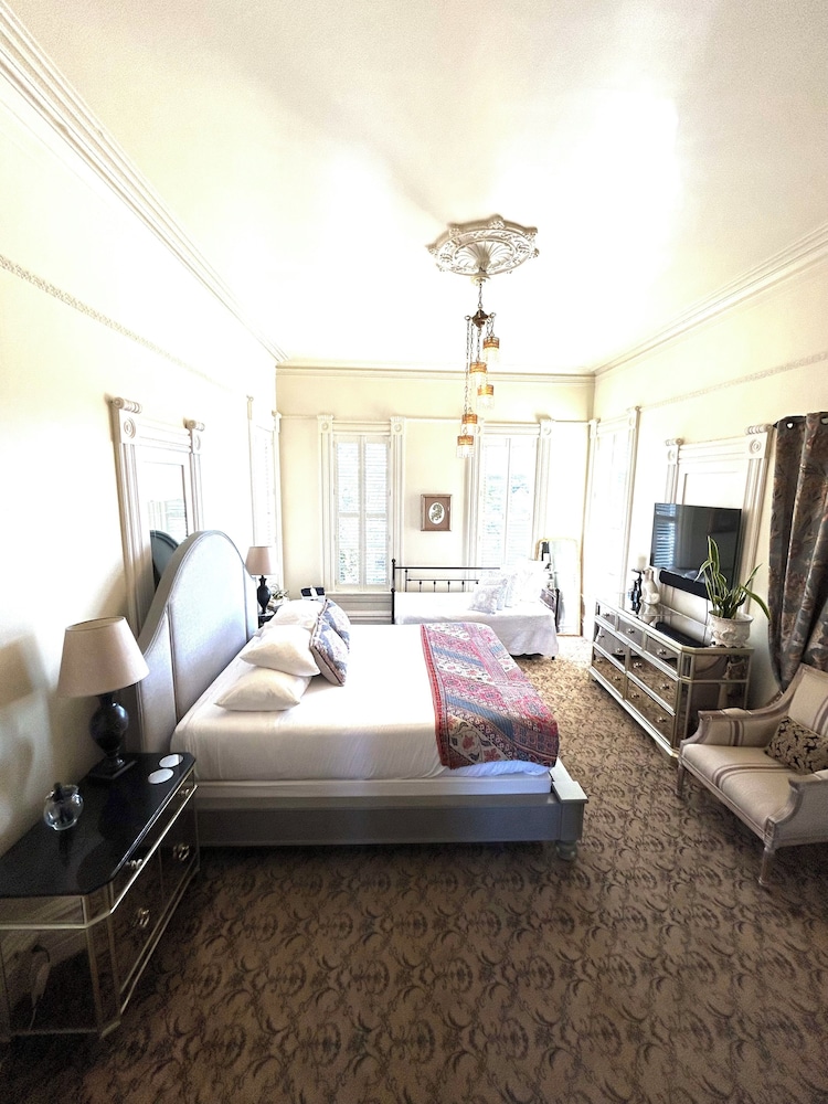 The Pinc - photo 30