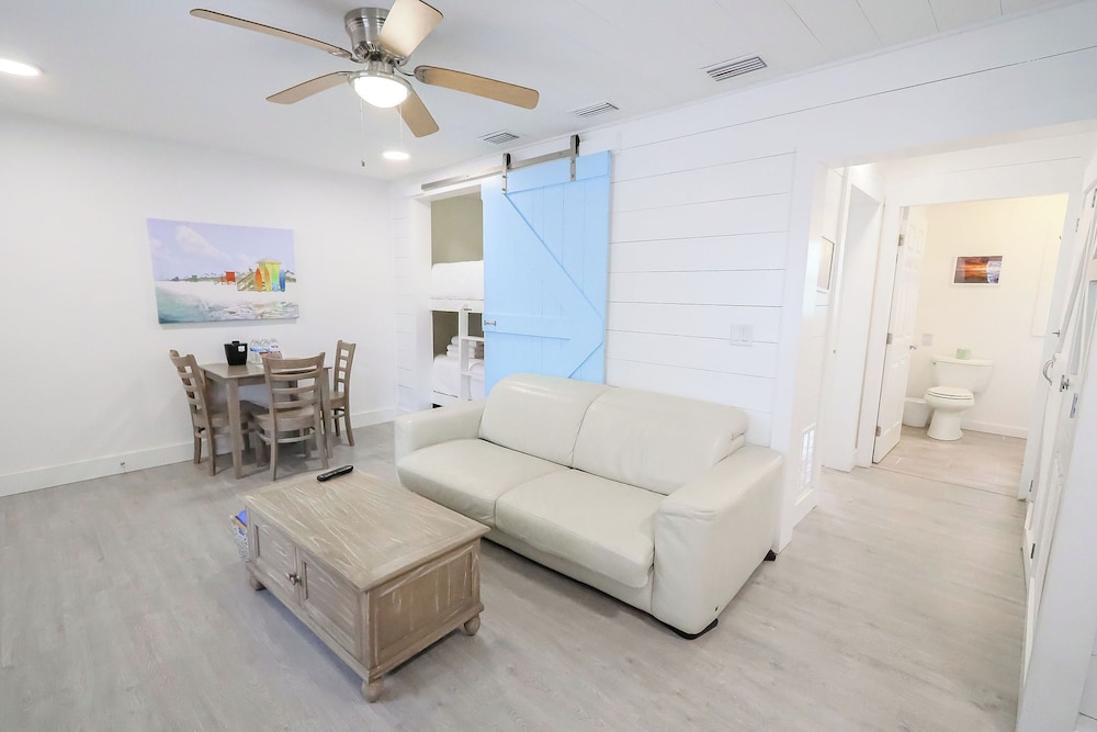 Siesta Key Beach Resort and Suites - photo 38