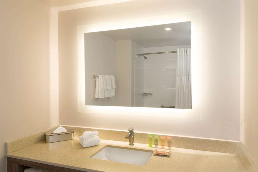 Wyndham Garden Ft Lauderdale Airport & Cruise Port - photo 12