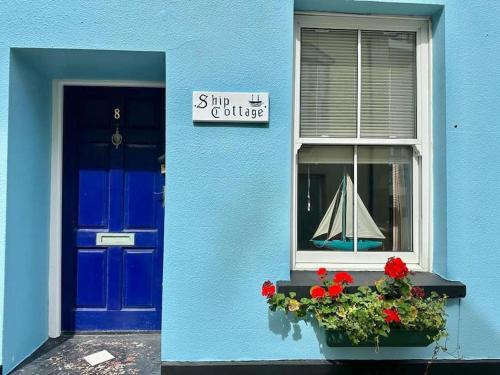 Ship Cottage Tenby Beach 50m — 4-Star Luxury Hotel in Tenby, United Kingdom