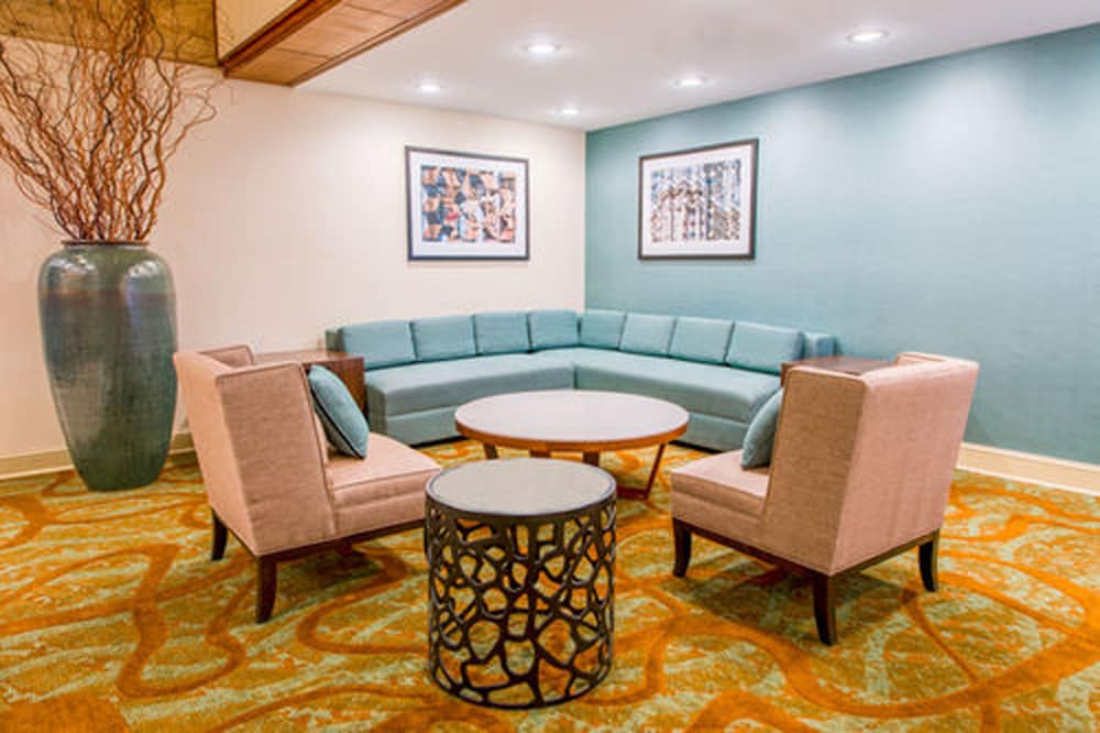 Doubletree by Hilton Philadelphia Airport - photo 9