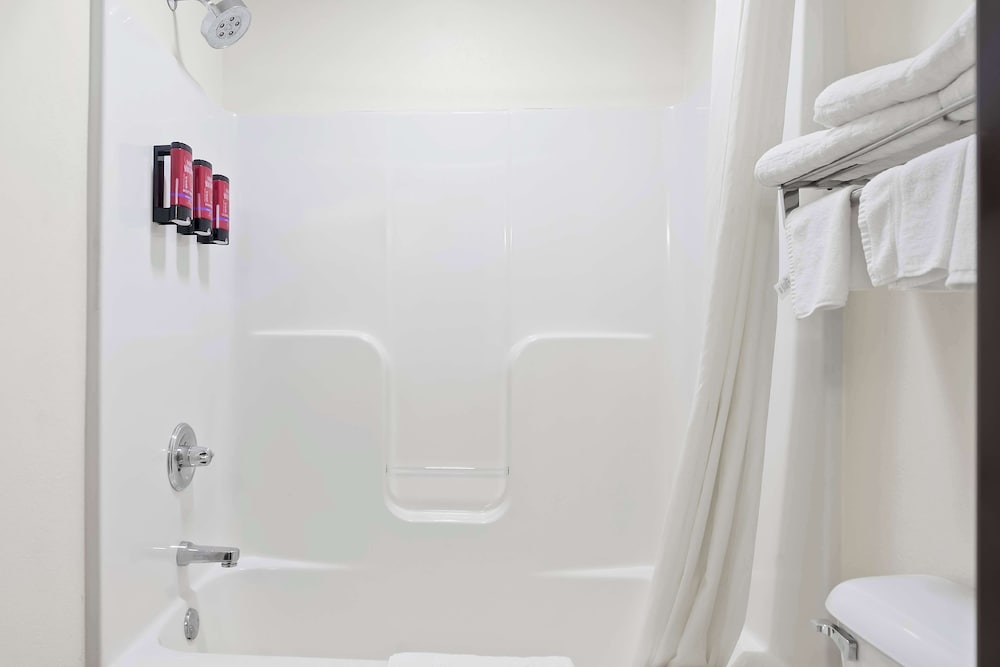 SureStay Plus Hotel by Best Western Bettendorf - photo 20