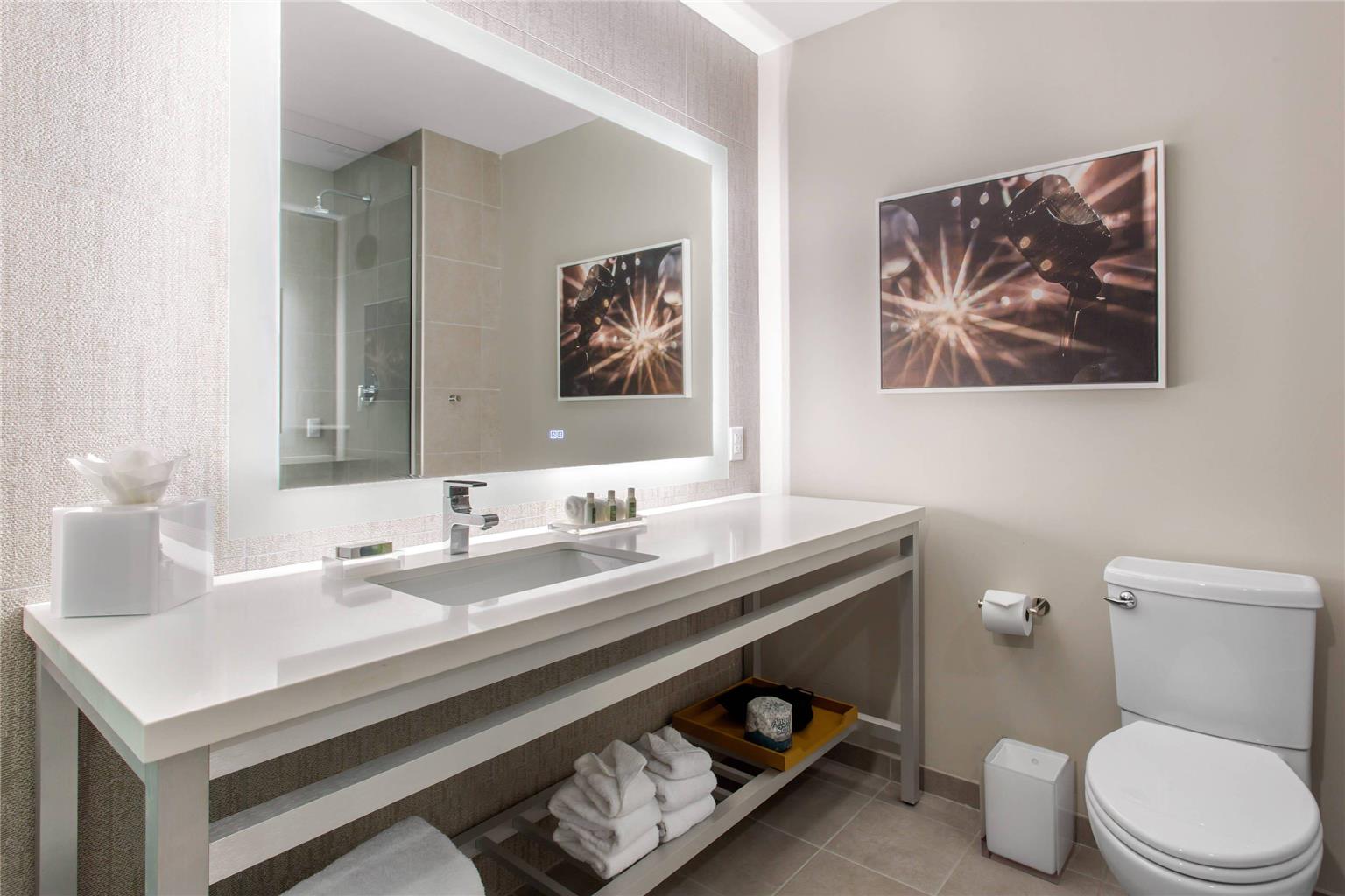 Cambria Hotel Philadelphia Downtown Center City - photo 24