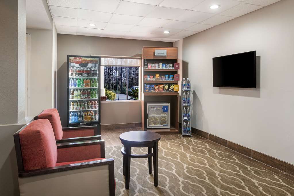 Comfort Suites Forsyth near I 75 - photo 39