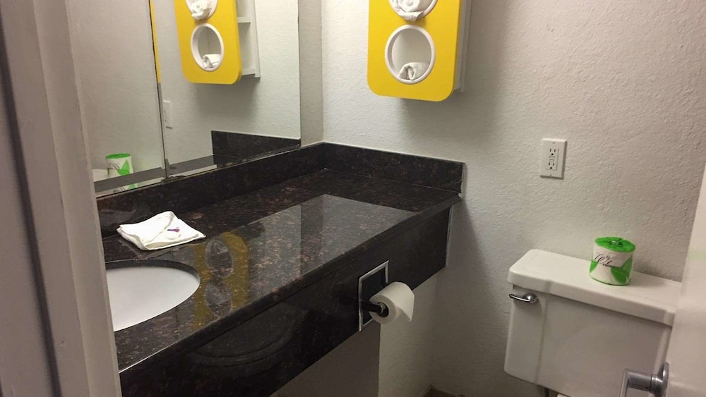 Motel 6 Waco TX - photo 42